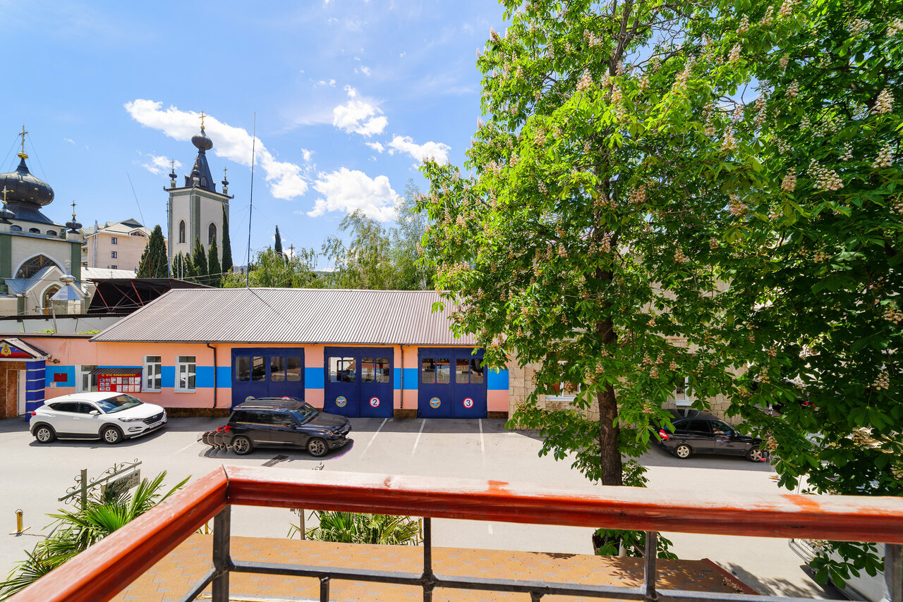 Гостиница Южный берег Алушта