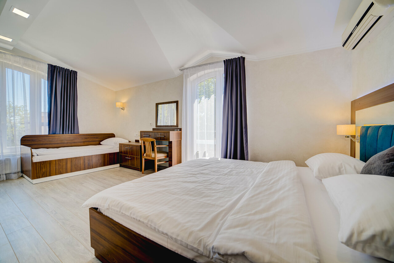 Гостиница Южный берег Алушта